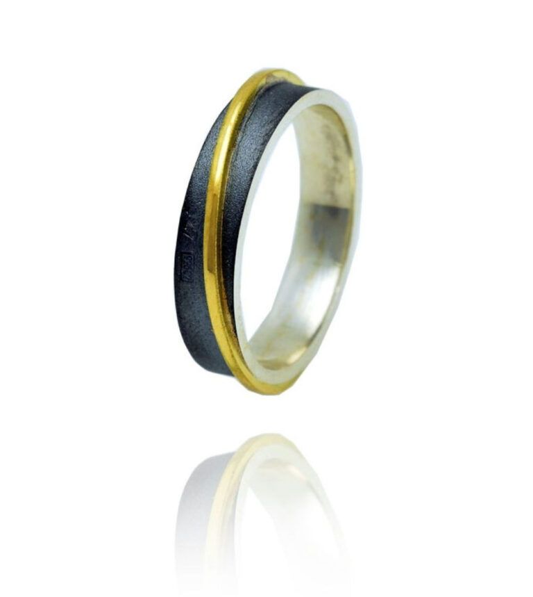 Sortija/Alianza de plata y oro