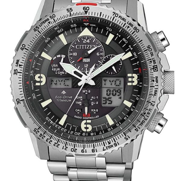 Reloj Citizen radiocontrolado supertitanium superpilot Eco-Drive